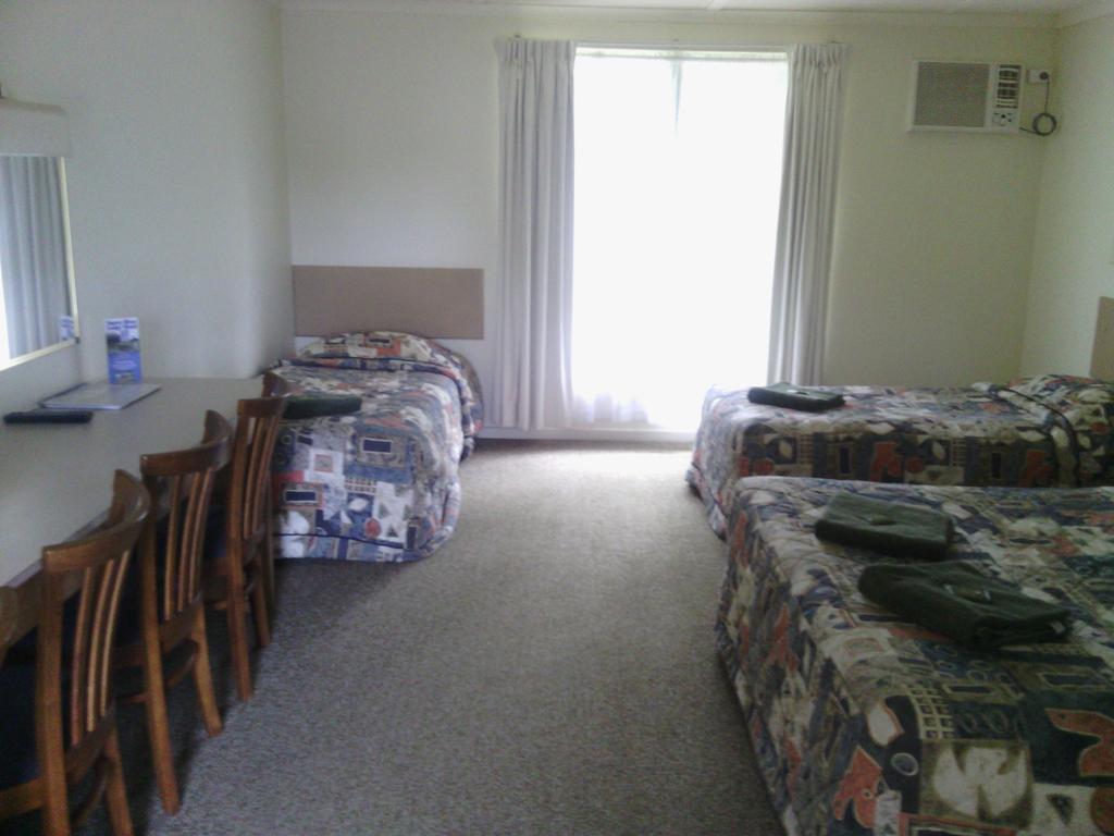 Snowy River Lodge Motel Orbost Kamer foto