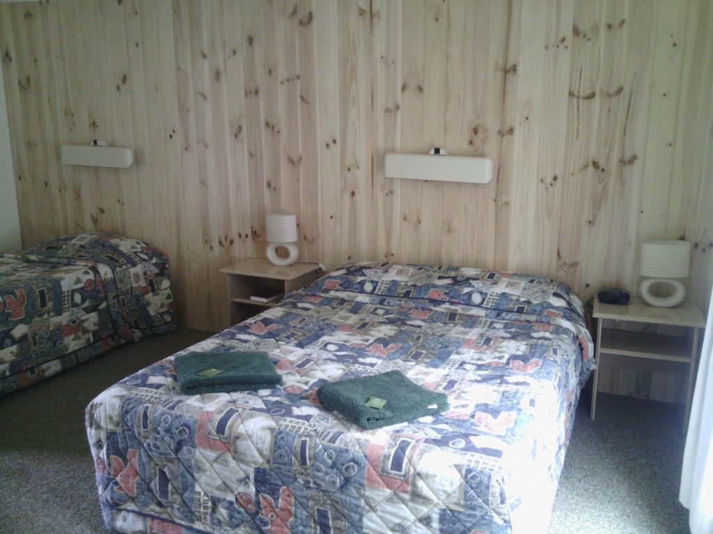 Snowy River Lodge Motel Orbost Kamer foto